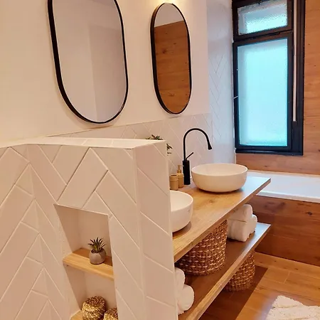 Apartmán Stylish Apartment, Walk To Nivy Center Bratislava