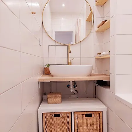 Style In Style Near Bus Station Nivy Bratislava