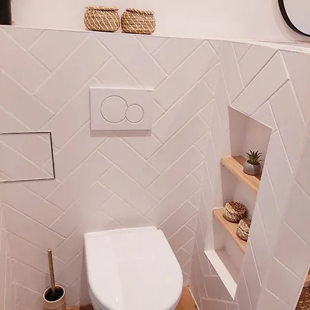 Stylish Apartment, Walk To Nivy Center Apartmán Bratislava